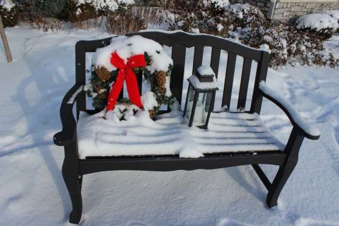 Love this bench! Don't you want one too?