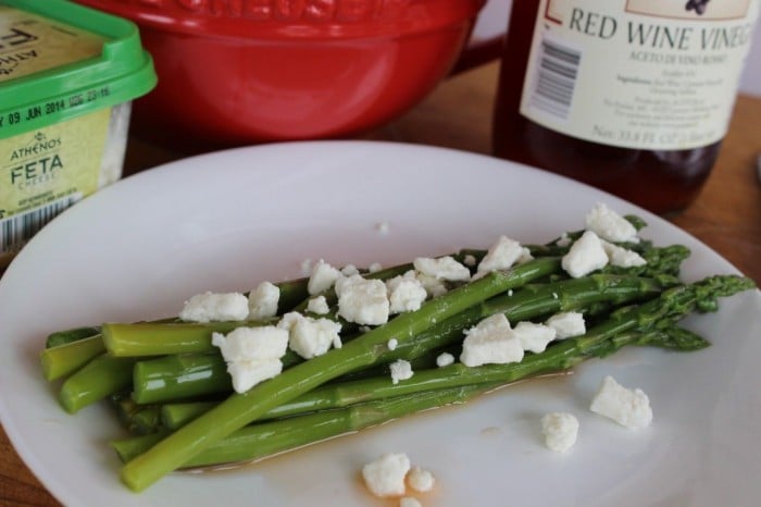 asparagus with feta and red wine vinegar