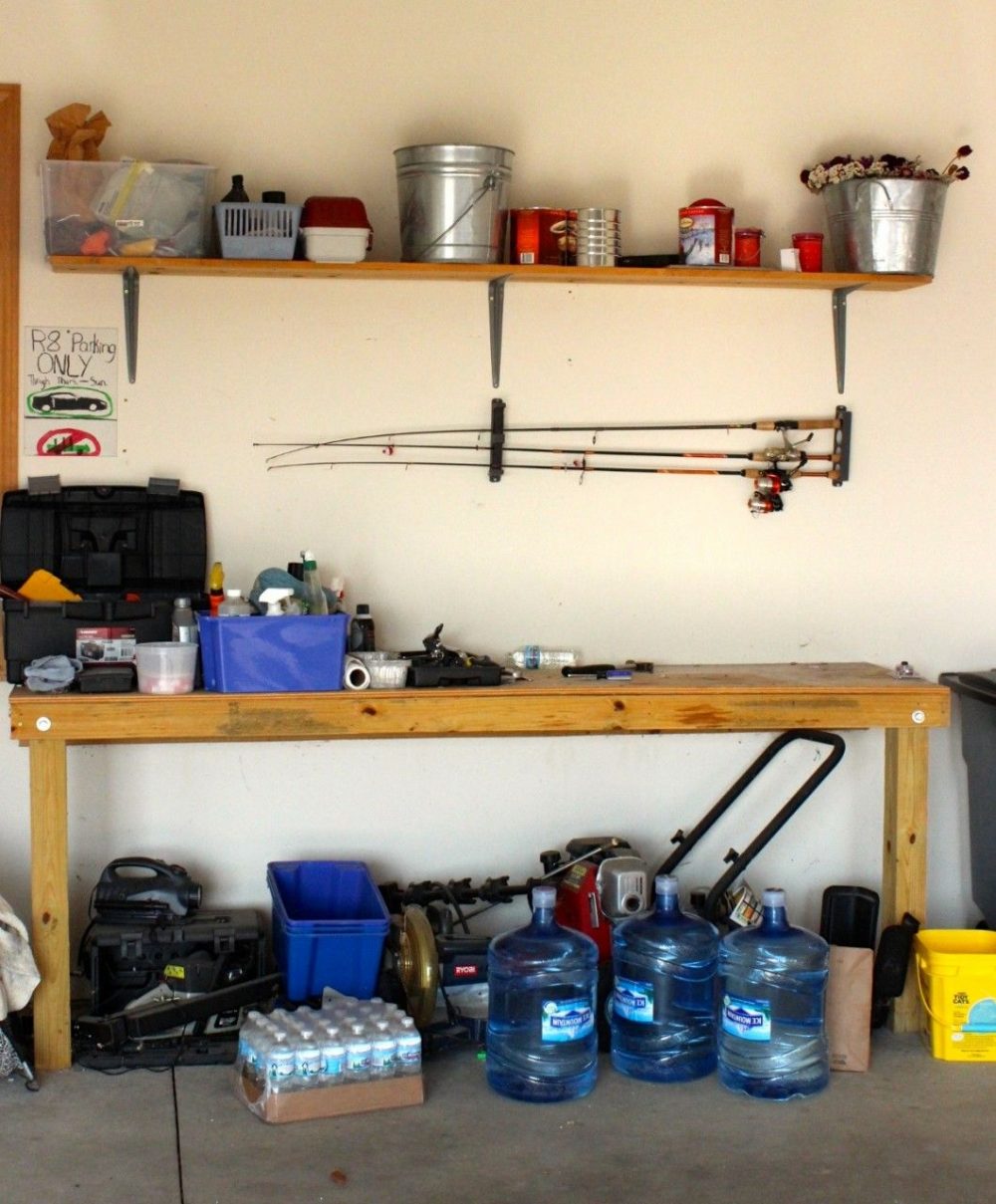 A tool pegboard for the garage - Easy Organization DIY! - Momcrieff