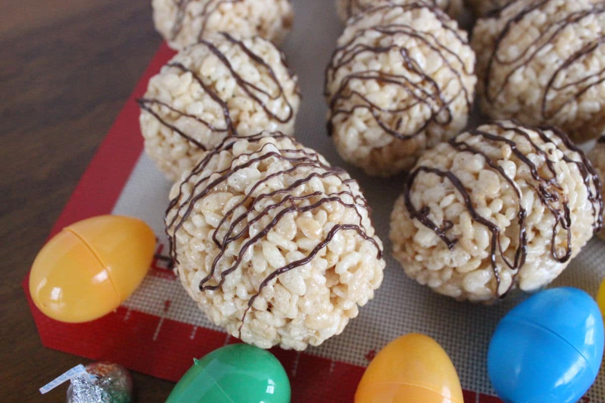 rice krispie treat egg with chocolate drizzle