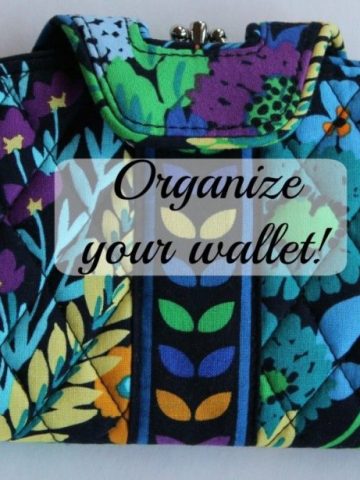 An organized purse starts with an organized wallet