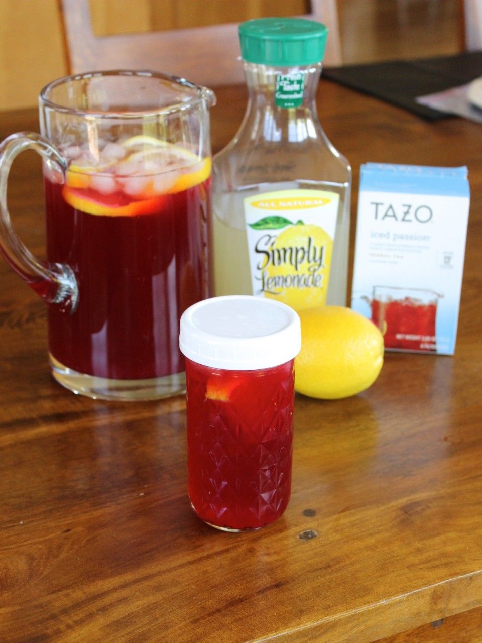 Taza Iced Passion tea and lemonade.