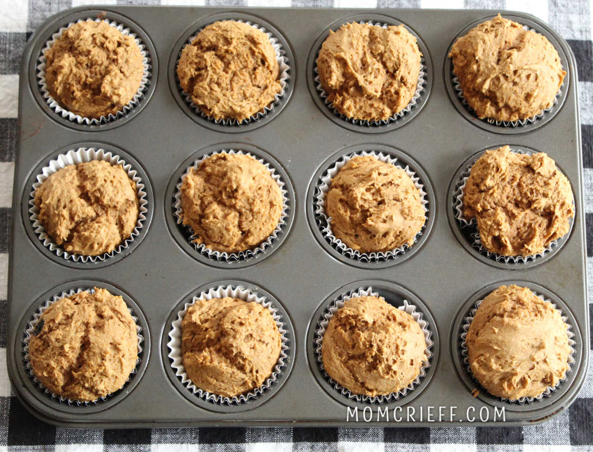 baked pumpkin muffins in mufin tins