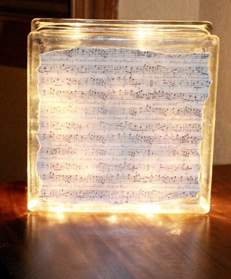 Illuminated glass block