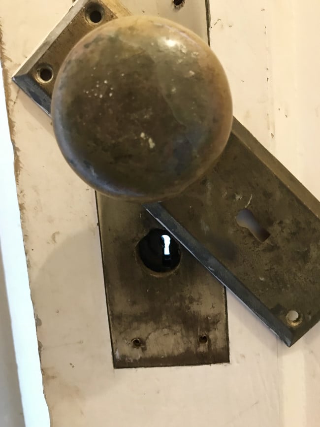 Door lock adventures - skeleton keys, mortise locks & doorknobs