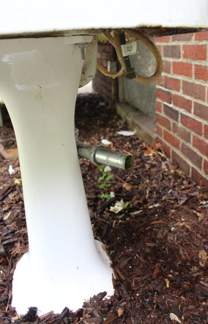 upcycled vintage bathroom sink in the garden