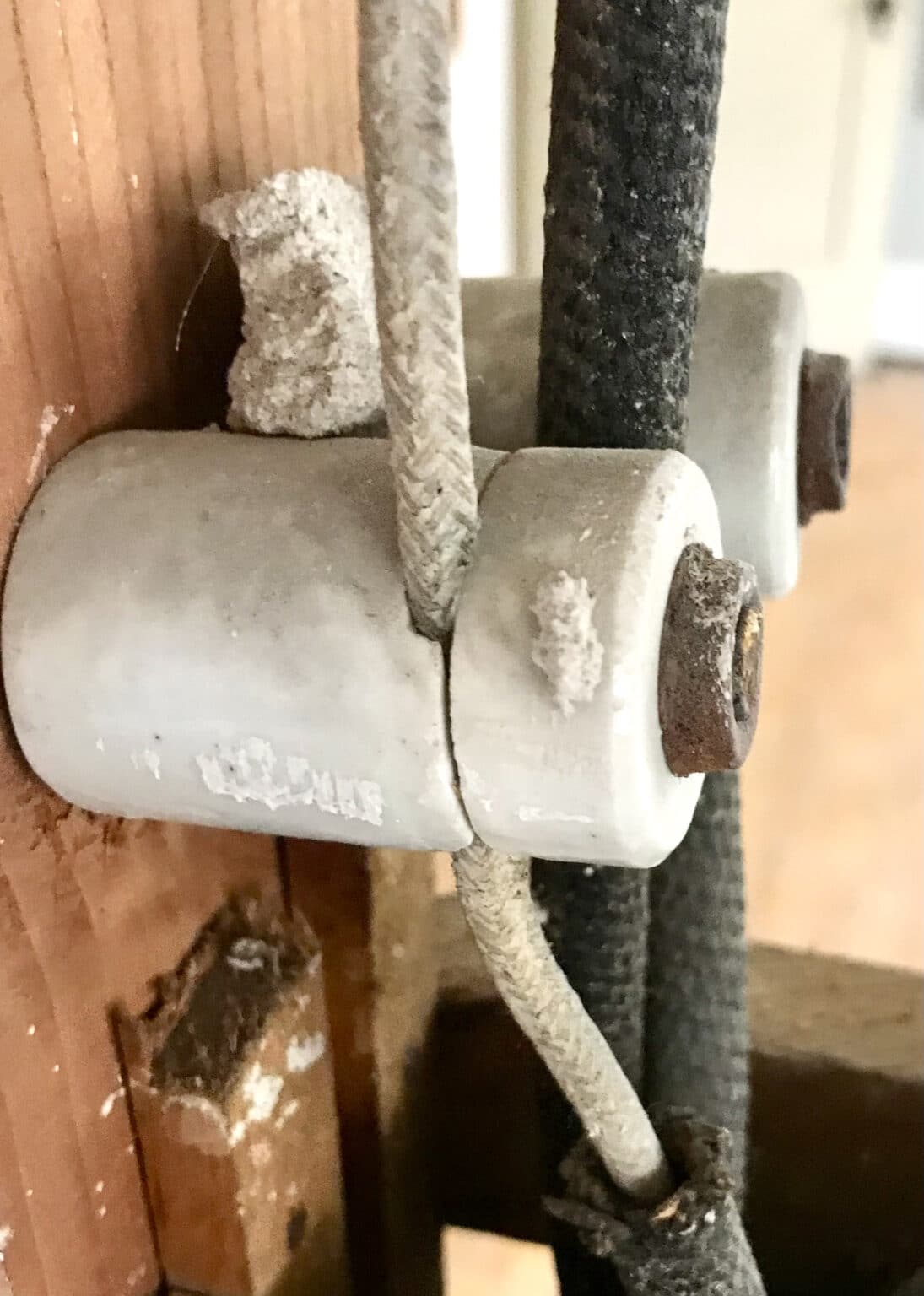 My house had knob and tube wiring Momcrieff