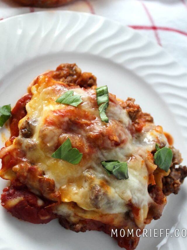 Cheater's Lasagna - Only 5 Ingredients! - Momcrieff