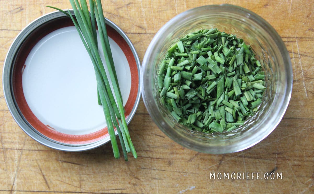 dried chives in a small mason jar