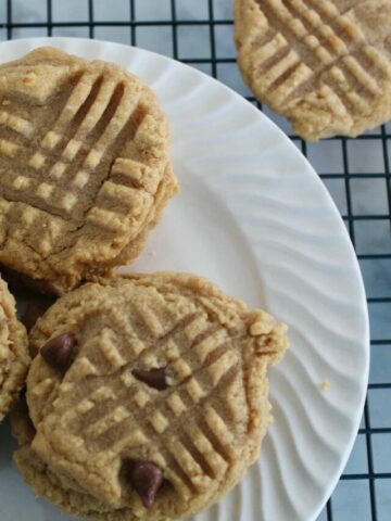 3 ingredient peanut butter cookies copy