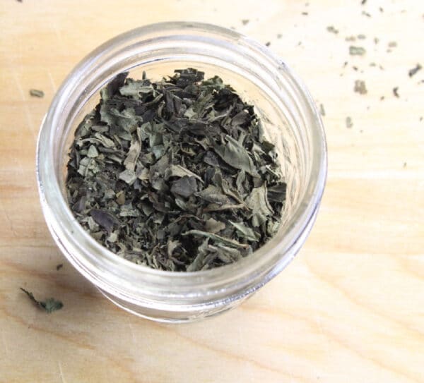 How to Dry Basil Momcrieff