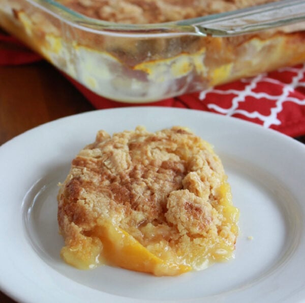 3 Ingredient Peach Cobbler - Momcrieff