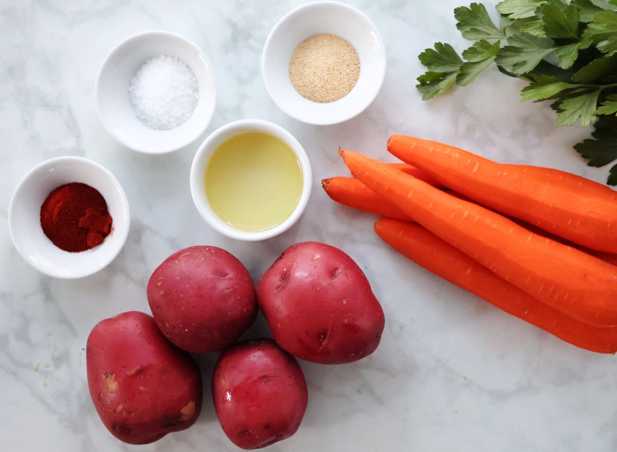 5 carrots, 4 red potatos and seasoning to make air fryer roasted red potatoes and carrots.