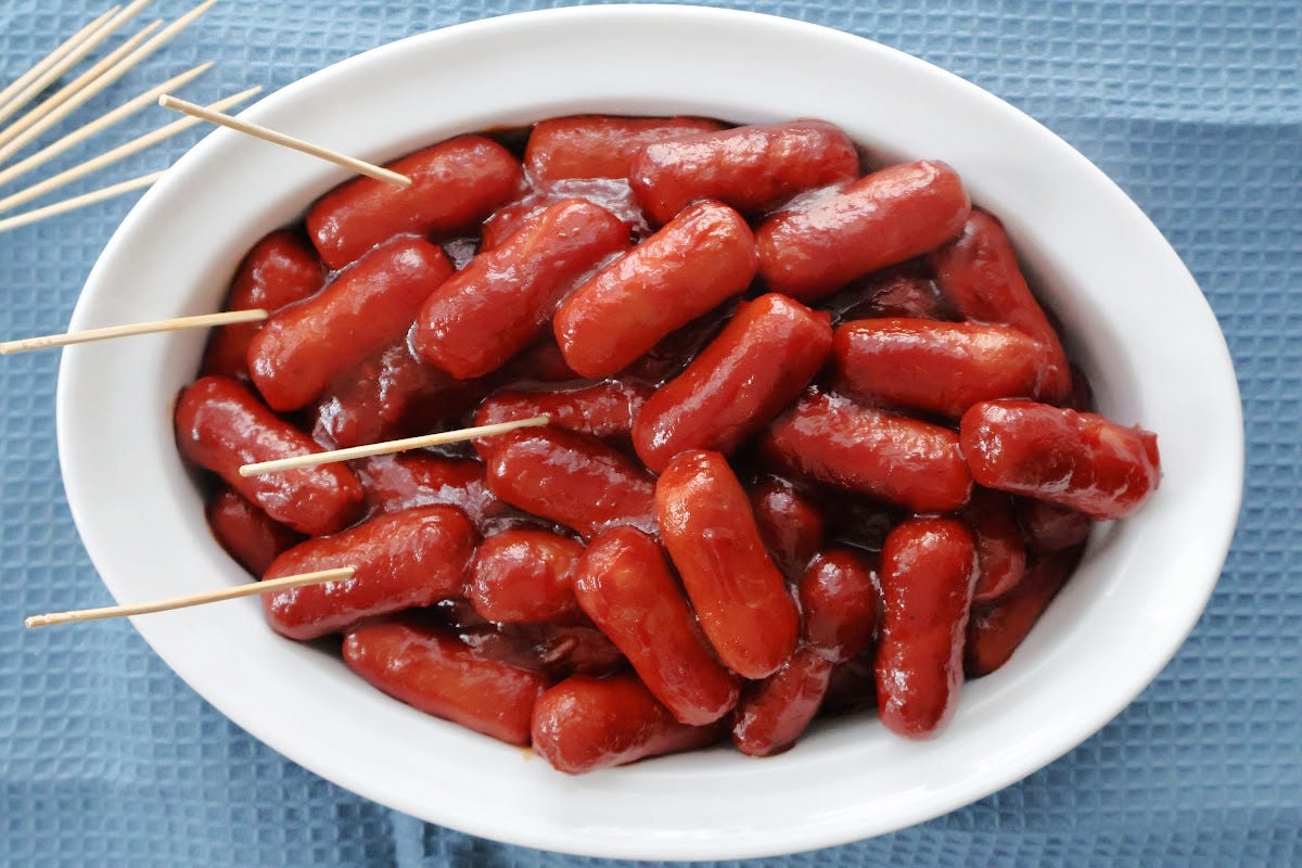 3 ingredient little smokies with barbeque sauce.