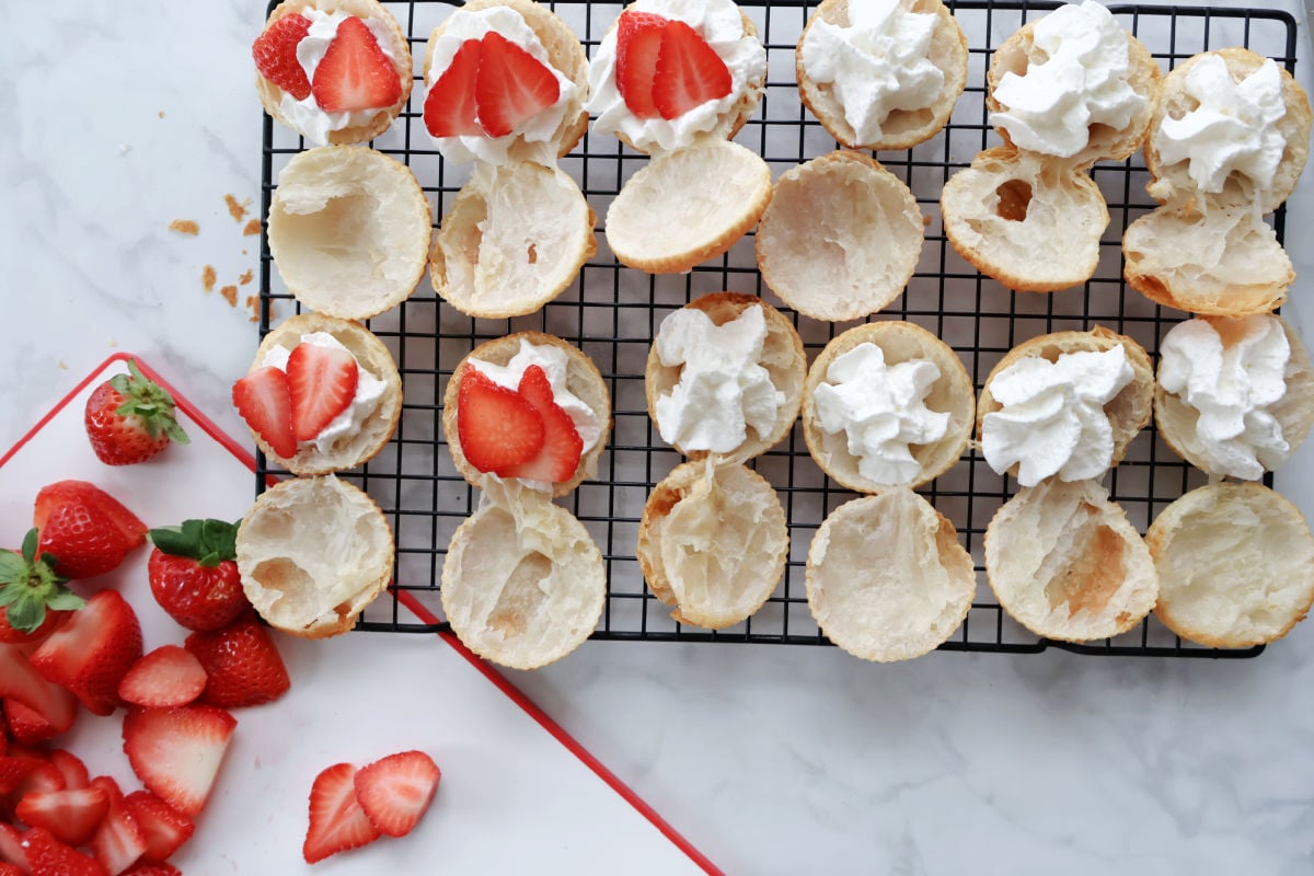assembling cream puffs
