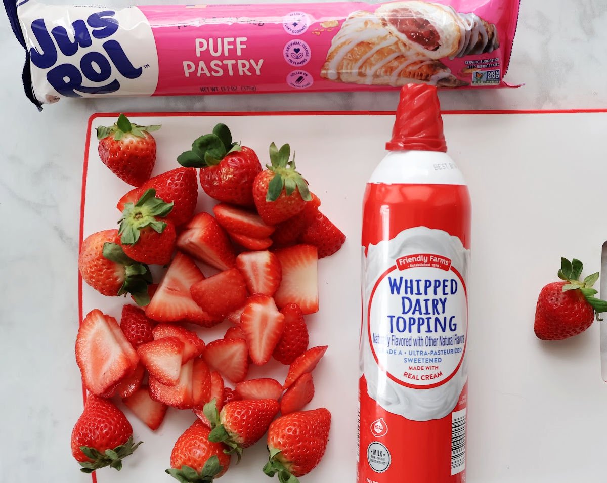 strawberry cream puffs ingredients