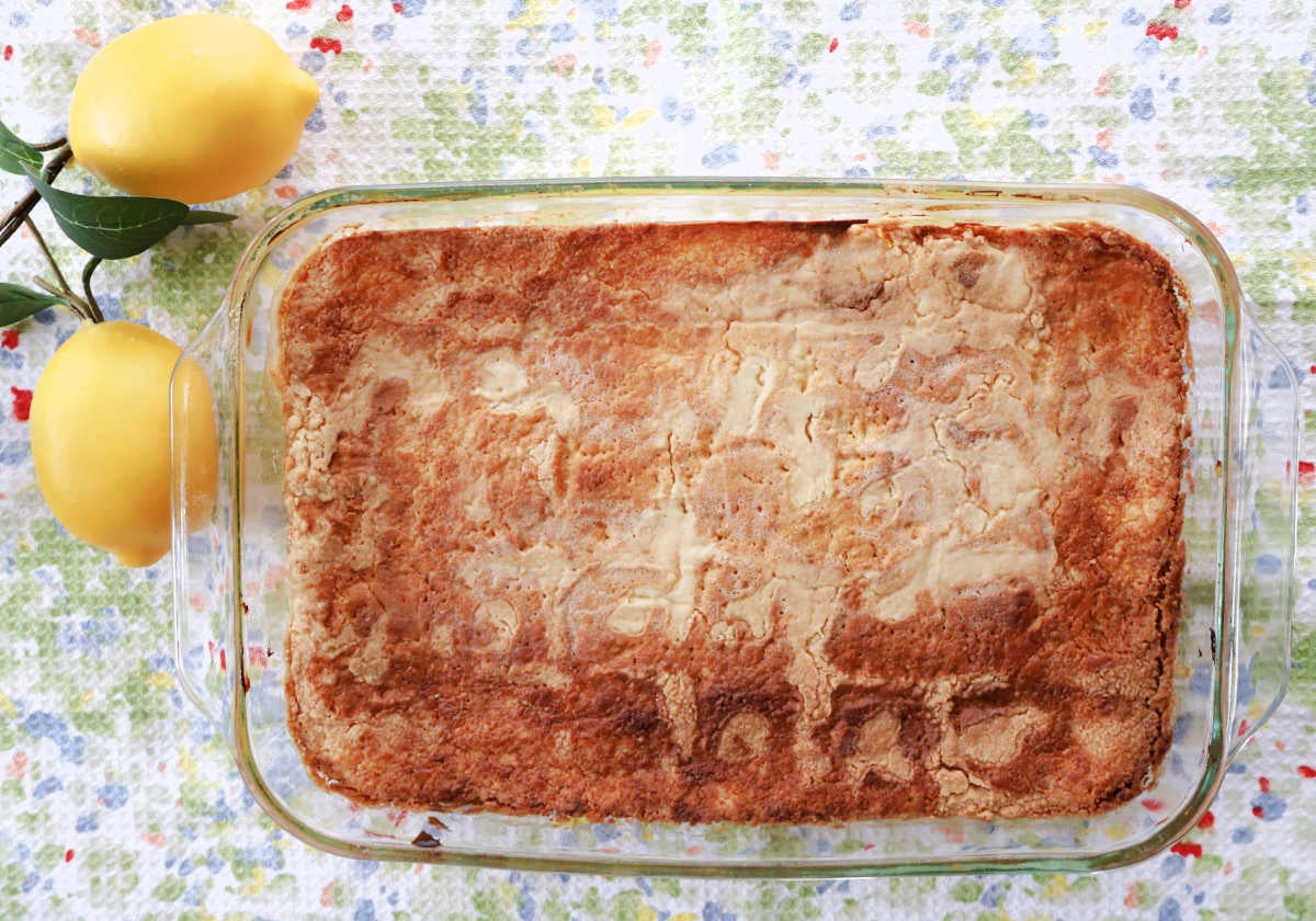baked lemon cream cheese dump cake